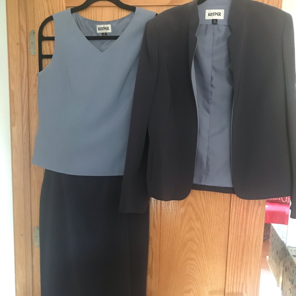 3 pc woman’s skirt suit